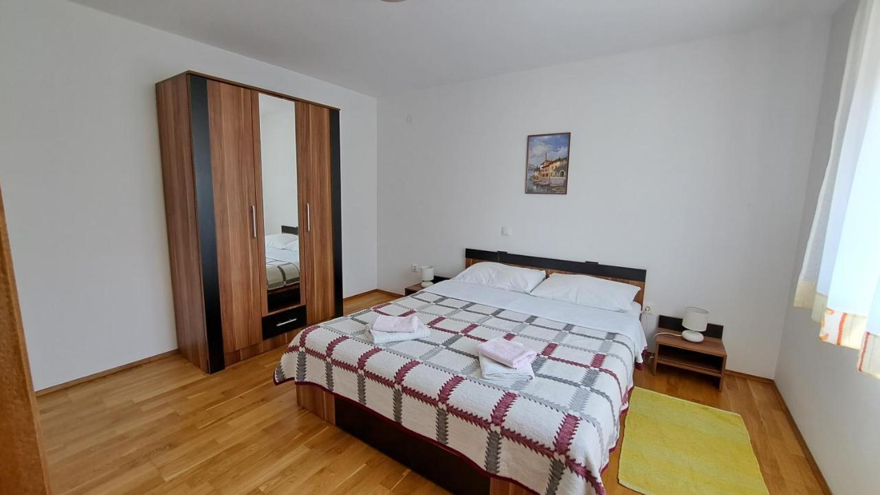 Cozy Apartments Baska Exterior foto